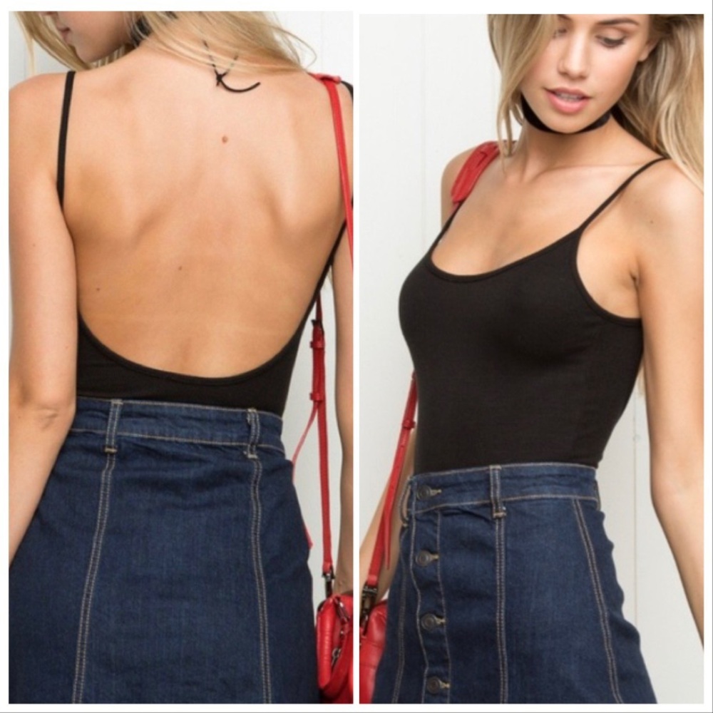 Brandy Melville Reina Low-Back Bodysuit